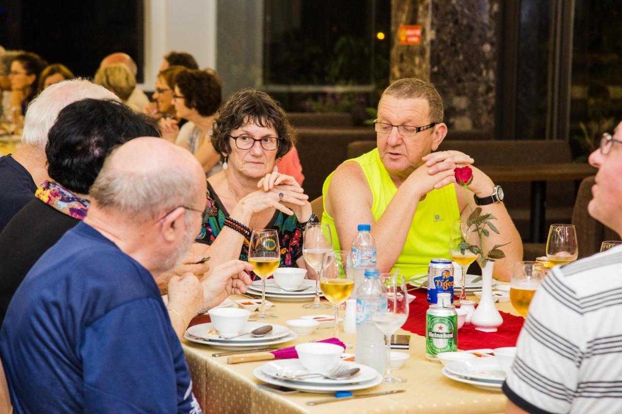 Sun Bay Tuan Chau Hotel Ха Лонг Екстериор снимка